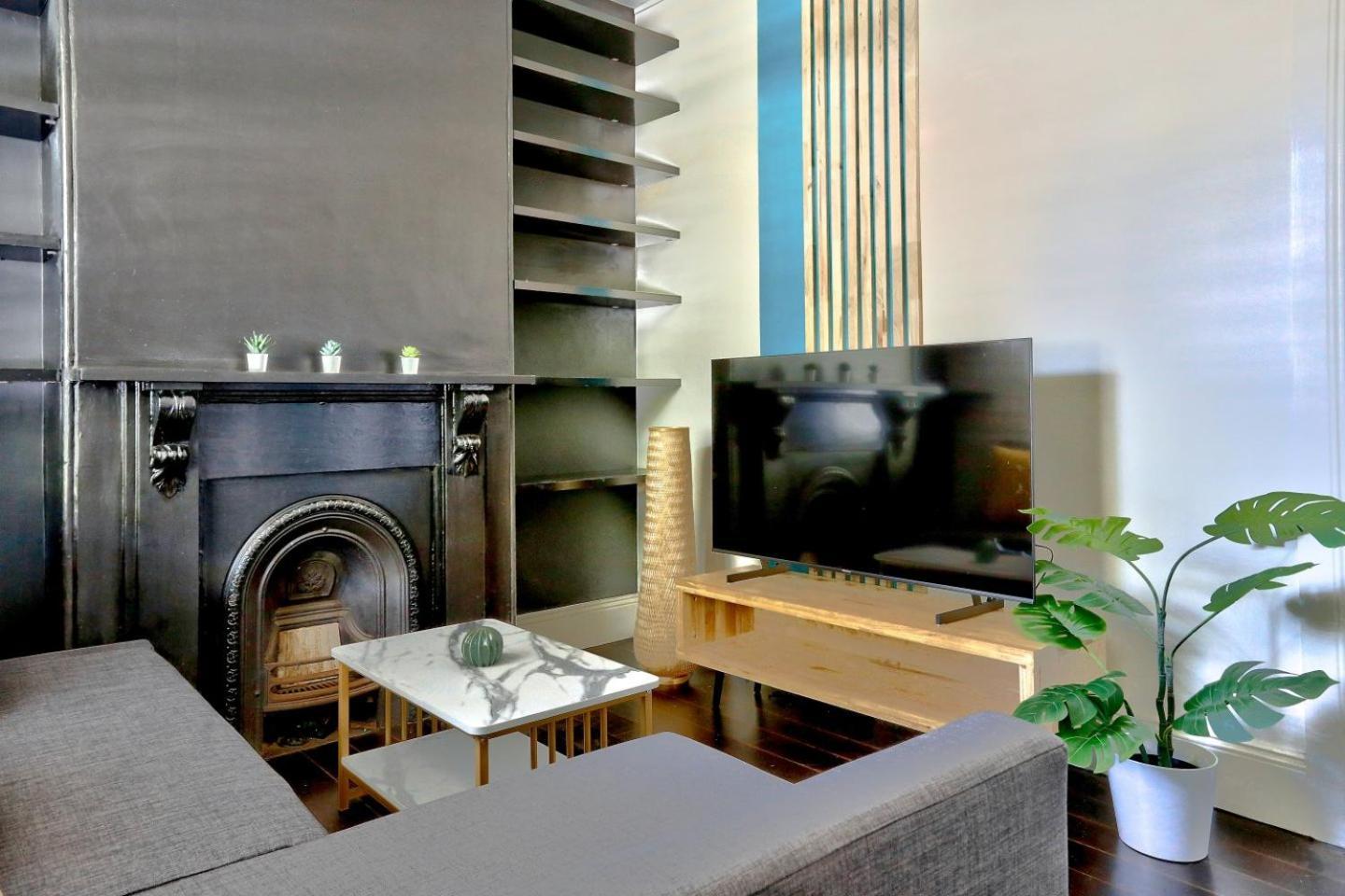Unique 2 Bedroom House Pyrmont 2 E-Bikes Included 시드니 외부 사진